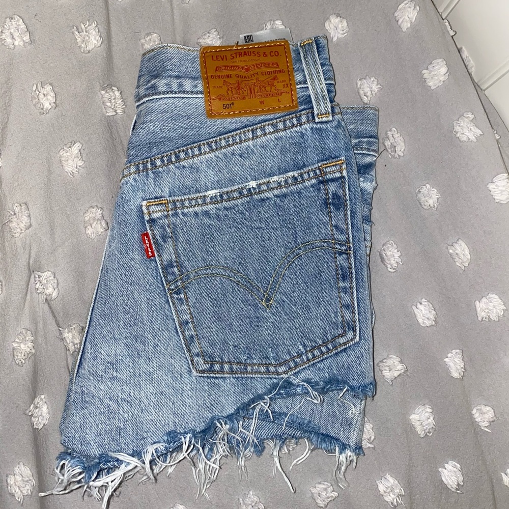 LEVI 501 denim shorts